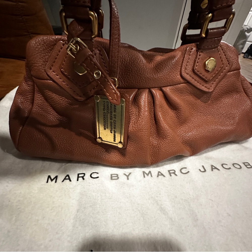 {preloved} Marc By Marc Jacobs Classic Q Leather Handbag - Picture 8 of 11